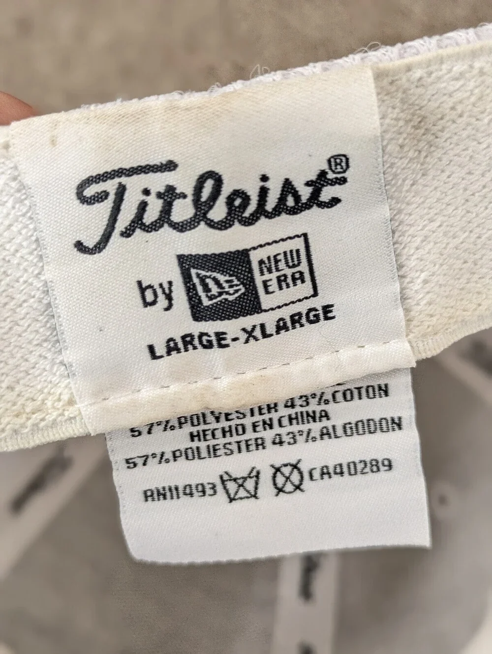 Titleist Tour Performance Mesh Baseball Cap Golf Hat White Black Mesh L XL